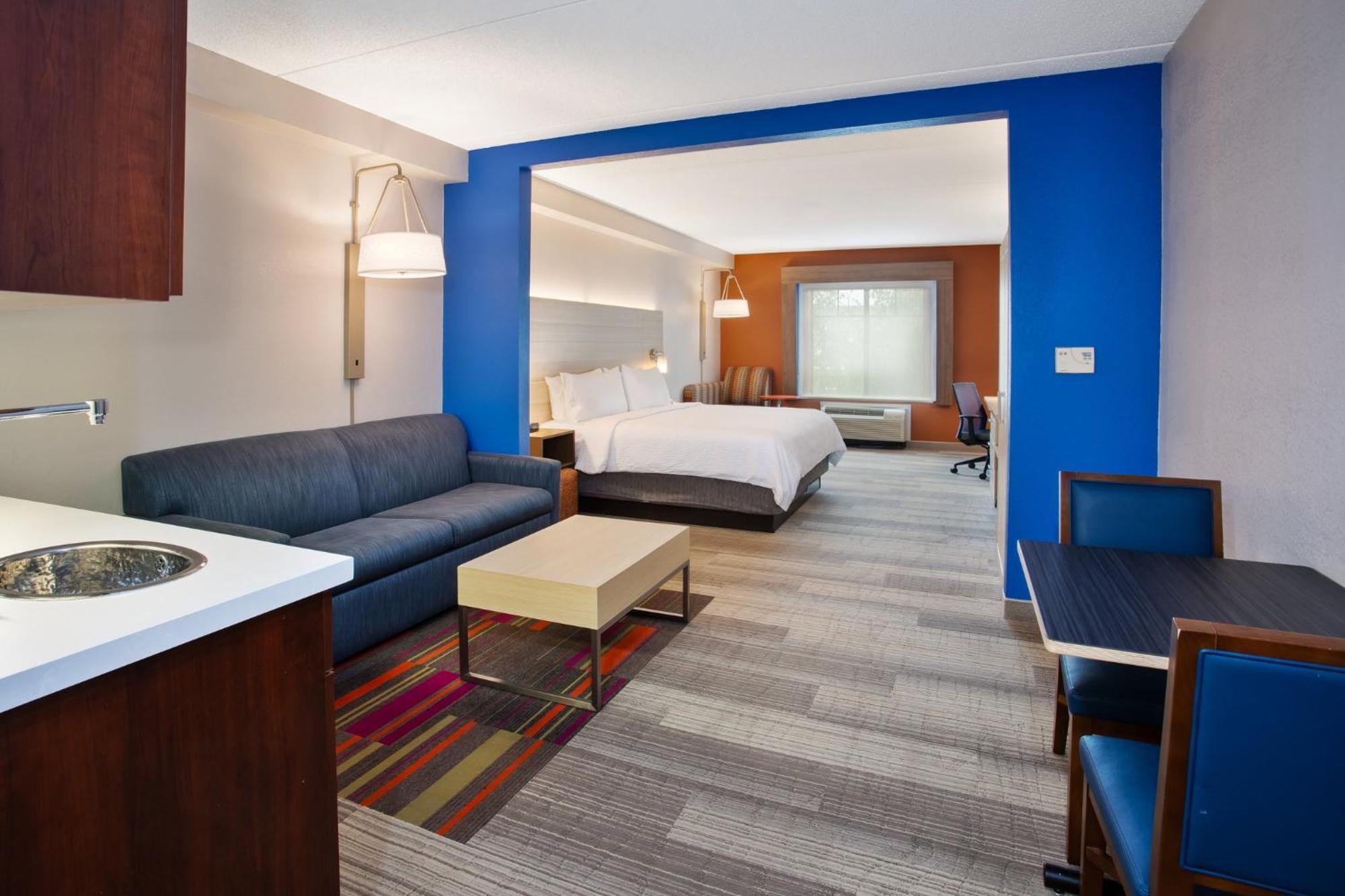 Holiday Inn Express Hotel & Suites Rochester Webster By Ihg Екстериор снимка