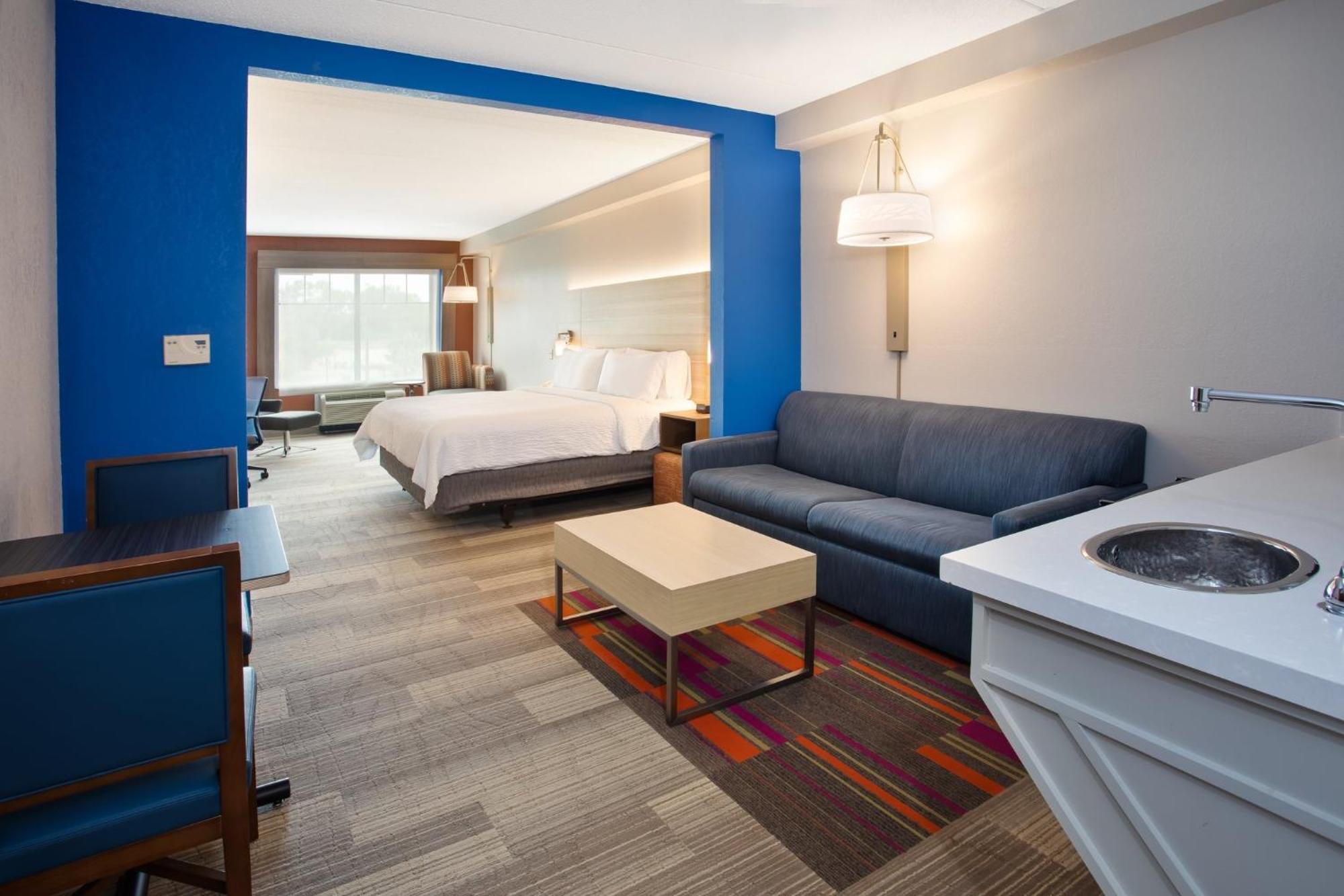 Holiday Inn Express Hotel & Suites Rochester Webster By Ihg Екстериор снимка