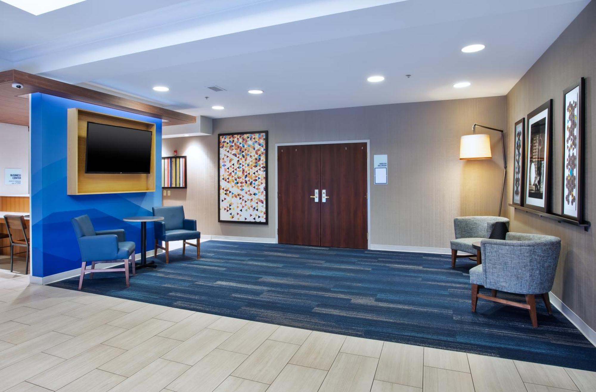 Holiday Inn Express Hotel & Suites Rochester Webster By Ihg Екстериор снимка