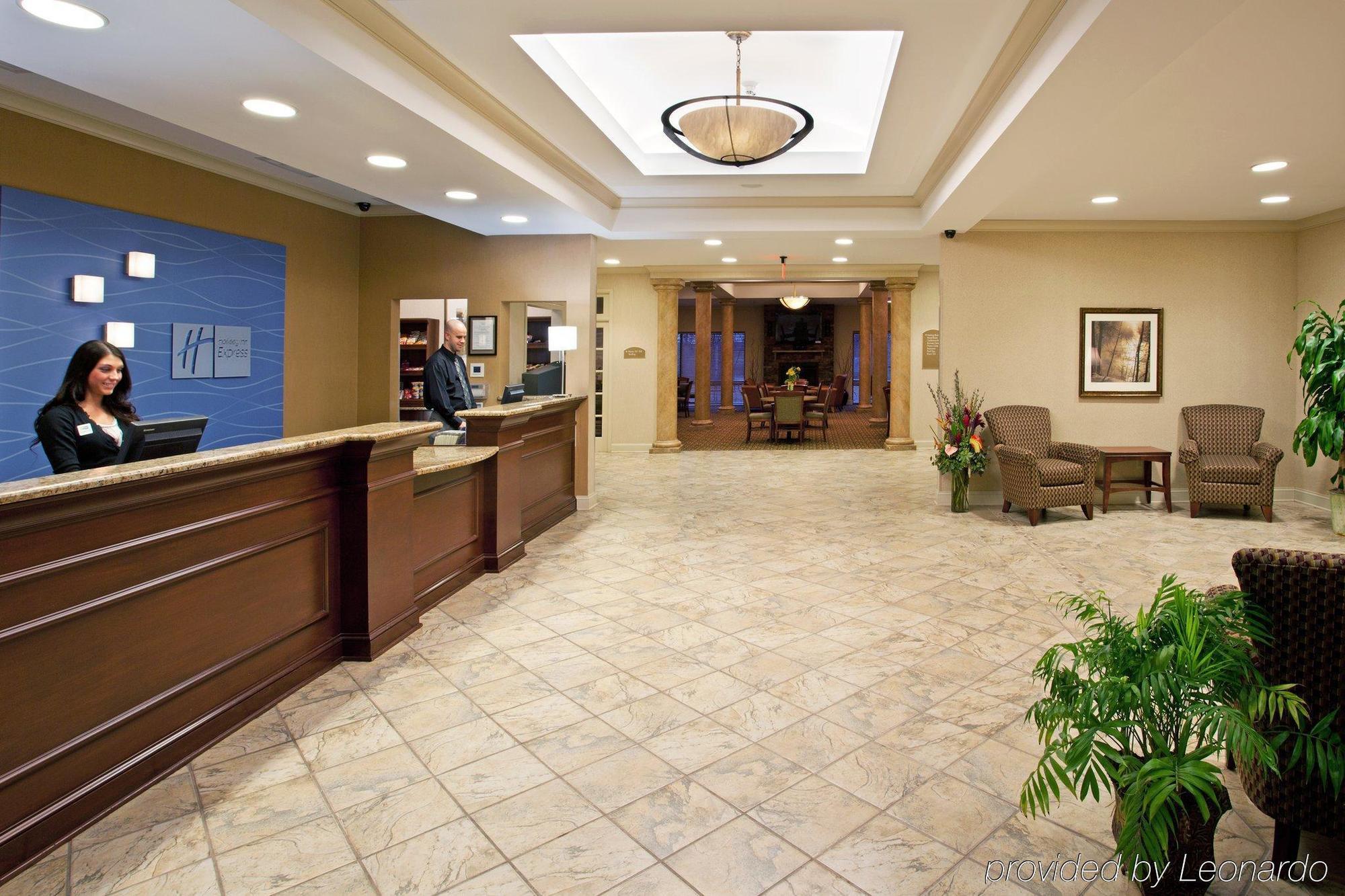 Holiday Inn Express Hotel & Suites Rochester Webster By Ihg Екстериор снимка
